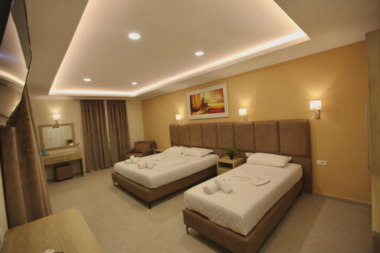 Karos Hotel Llaman Himare Luaran gambar