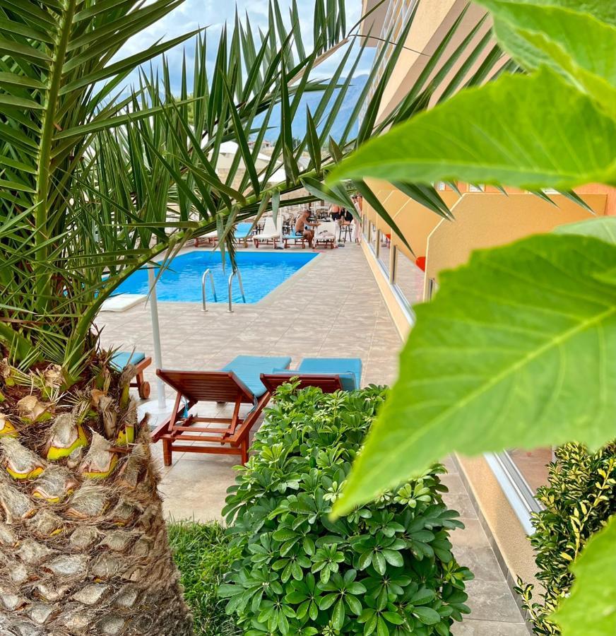 Karos Hotel Llaman Himare Luaran gambar
